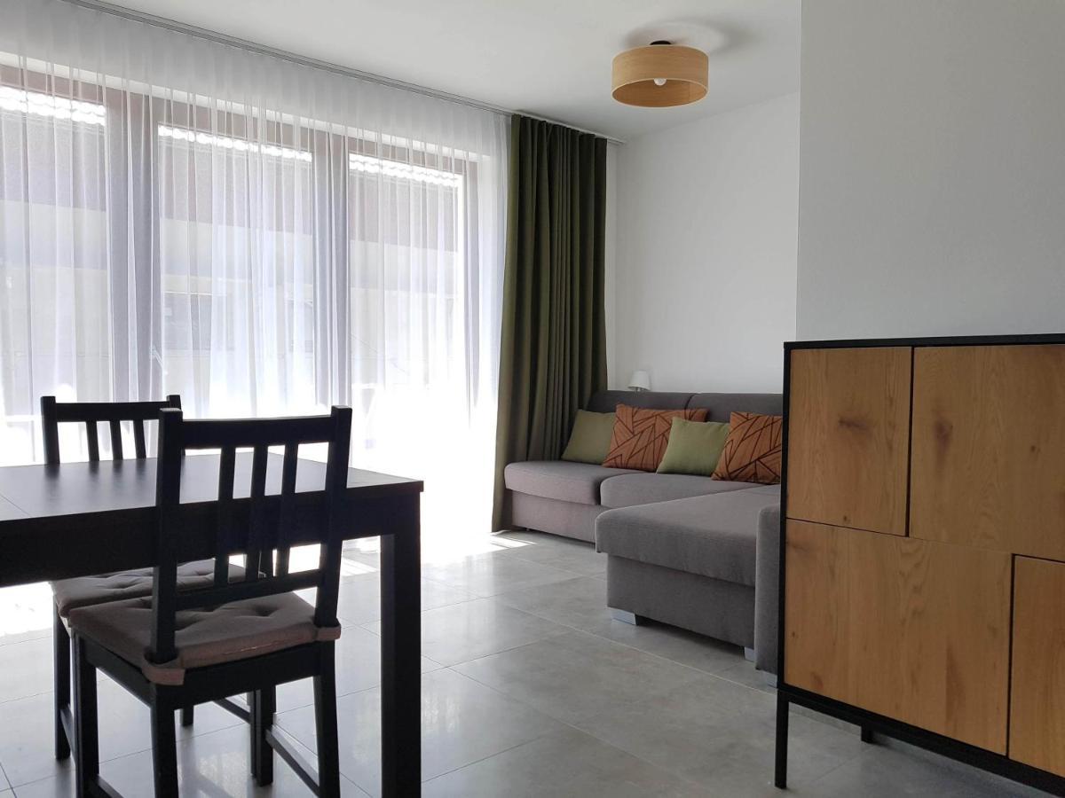 Apartmany Jura โนวาเปซ ภายนอก รูปภาพ
