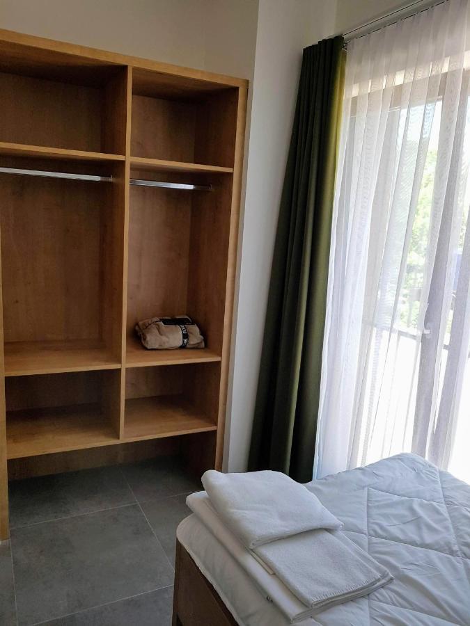 Apartmany Jura โนวาเปซ ภายนอก รูปภาพ