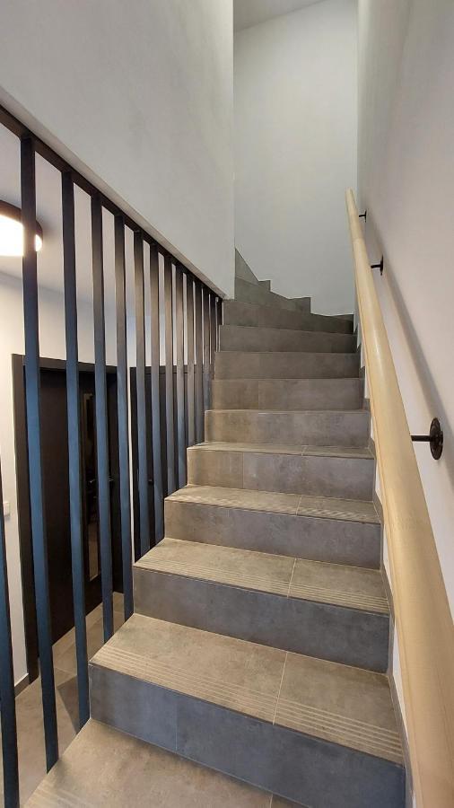 Apartmany Jura โนวาเปซ ภายนอก รูปภาพ